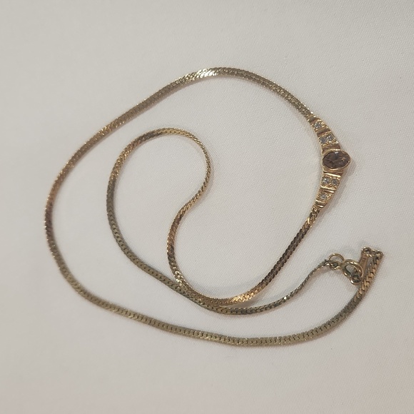 Vintage AVON Gold Tone Necklace - Picture 6 of 10